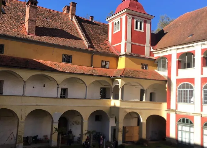 Apartment Relaxing Days At Renaissance Castle - 2br *