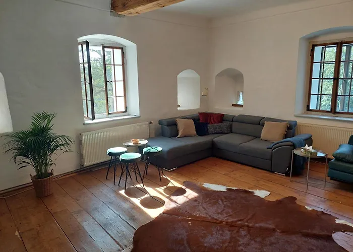 Relaxing Days At Renaissance Castle - 2br